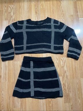 Black & Cream Plaid Knit Crop Sweater and Skirt Set